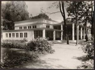 Fotoalbum: Deutsche Gartenbau- und Schlesische Gewerbe-Ausstellung (GUGALI), Liegnitz: Ausstellungspavillon