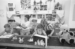 Staatliche Kunsthalle Karlsruhe. Bastelnachmittag im Kindermuseum