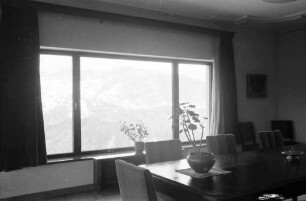Breaza: Haus Zoldy, großes Fenster mit Aussicht