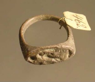 Fingerring mit figürlicher Darstellung