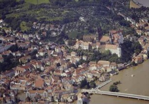 Triebisch, Altstadt, Burgberg mit Dom und Albrechtsburg und Elbe mit Altstadtbrücke (Straßenbrücke) gegen Niedermeisa