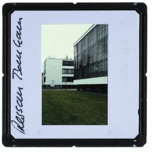 Dessau, Bauhaus : Werkstattgebäude, Handwerkerschule, Westseiten von Süden