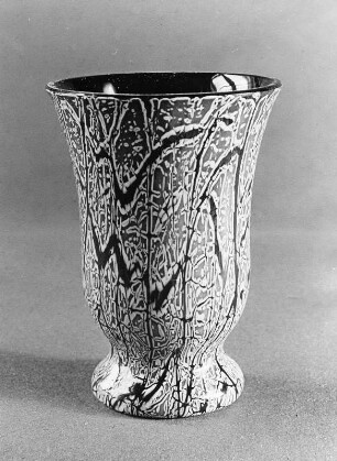 Blumenvase : Blumenvase (1920/1940)