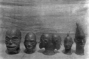 hautüberzogene Masken, Süd-Kamerun