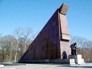 Berlin: Sowjetisches Ehrenmal im Treptower Park