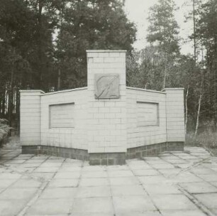 Weißkeißel, Gedenkstätte zur Erinnerung an die Entwaffnung der Reichswehr 1923