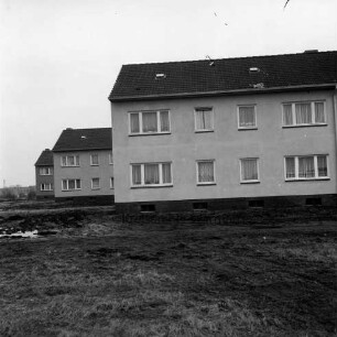 neugebaute Wohnheime für Senioren