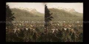 Panorama von Partenkirchen mit Alpspitze und Zugspitze