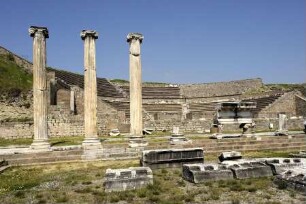 Asklepieion — Theater