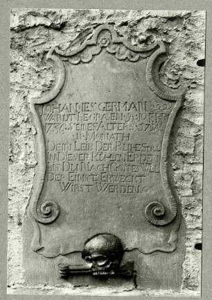 katholische Kirche, Grabstein Johannes Gerrman, 1736
