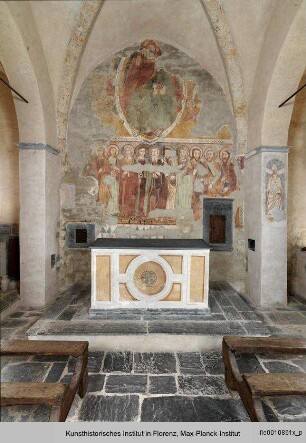 Christus in der Mandorla und die zwölf Apostel