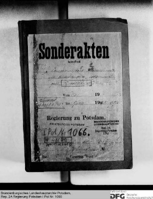 Kommunisten, kommunistische Bewegung, Demonstrationen, Flugblätter