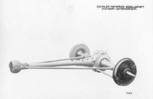 Hinterachse eines 16/45 PS-Wagens mit Kardanantrieb (Daimler) : Technikgeschichte | Maschinenbau | Verkehrswesen | Autowesen