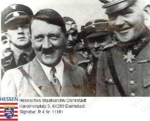Frankfurt am Main, 1933 September 23 / Beginn der Autobahnbauarbeiten Frankfurt - Darmstadt / Adolf Hitler, Oberpräsident Philipp v. Hessen, General Werner von Blomberg