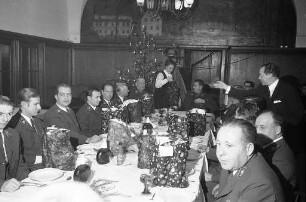 Weihnachtsbescherung für die Straßenwachtmänner des ADAC Nordbaden.