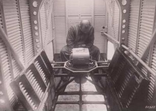 Verkehrsflugzeug vom Typ Junkers (sehr wahrscheinlich Junkers W-34). Innenansicht mit Reihenbildkamera