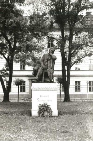 Zwickau, Robert-Schumann-Denkmal : Zwickau, Robert-Schumann-Denkmal auf dem Robert-Schumann-Platz