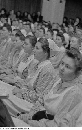 Porträts aus dem Publikum (Krankenschwestern)