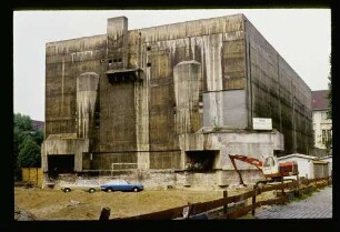 Luftschutz-Bunker 4.6.75.