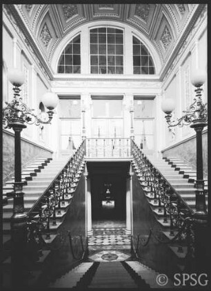 Wiesbaden, Treppenhaus, 1937.