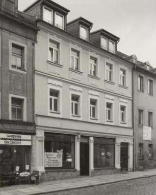 Mittweida, Wohnhaus mit Laden : Mittweida. Ansicht eines Wohnhauses mit Laden