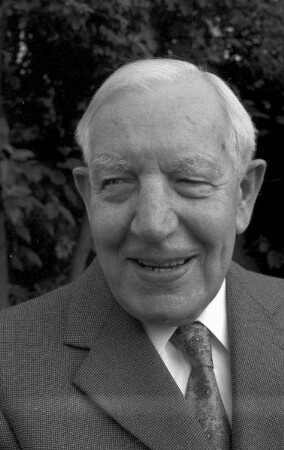Freiburg: Im Oberfeld 10; Prof. Dr. Johannes Künzig; zum 80. Geburtstag; Institut für ostdeutsche Volkskunde Freiburg