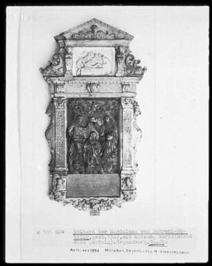 Epitaph der Magdalena von Schrenk-Notzing mit Krönung Mariä (nicht dazu gehörig), gestorben 1587