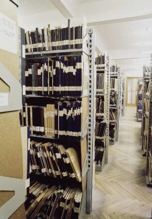 Sächsische Landesbibliothek - Staats- und Universitätsbibliothek Dresden. Zentralbibliothek (ehem. Landesbibliothek). 2. Obergeschoss. Musikabteilung, Magazin Noten : Dresden-Neustadt, Marienallee 12. Sächsische Landesbibliothek - Staats- und Universitätsbibliothek Dresden. Zentralbibliothek (ehem. Landesbibliothek). 2. Obergeschoss. Musikabteilung, Magazin Noten