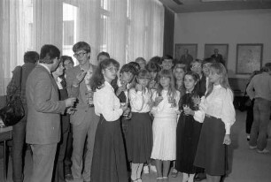 Sandkorn-Theater Karlsruhe. 1. Kleintheater- und Kleinkunst-Festival auf dem ehemaligen Stadtwerkegelände in der Kaiserallee