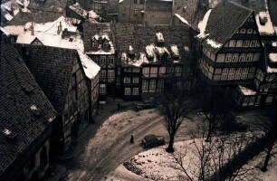 Hildesheim: Blick vom Turm der St. Andreas-Kirche auf Platz