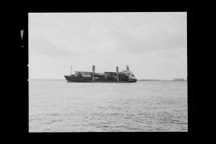 Britta Thien (1986), Frachtschiff, Thien & Heyenga, Hamburg, Bau-Nr. 421