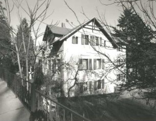 Radebeul, Paradiesstraße 22. Villa (um 1895). Gartenansicht