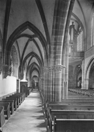 Ehemalige Abteikirche — Langhaus