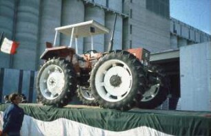 Fotografie: Allradantrieb, Allradtraktor