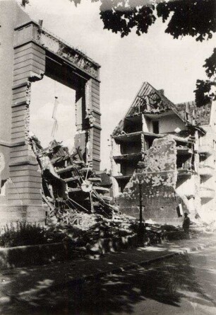 Zerstörungen Zweiter Weltkrieg. Sophienstraße/Geranienstraße