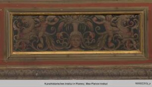 Kassettendecke mit Groteskenmalerei und Darstellungen zu Apollo