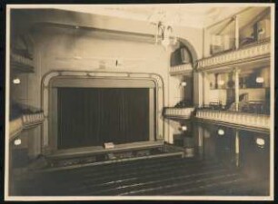 Stadttheater, Gleiwitz: Ansicht Bühne, Proszenium und Zuschauerraum