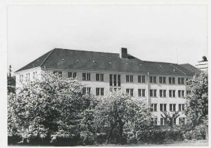 Ferdinand-Brune-Haus, Rückansicht. Ehemals Sitz der Kreisverwaltung des Kreises Detmold. Detmold. Rosental