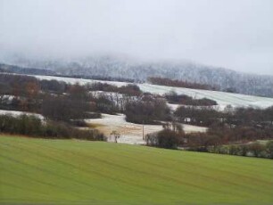 Nordhausen - Neuschnee im Südharz : Neuschnee bis in die Niederungen im Südharzgebiet, aufgenommen am 30. Dezember 2011 bei Nordhausen