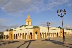 Moschee beim Schloss : Rabat ist die Hauptstadt des Königreiches Marokko. Die Moschee El-Fahs befindet sich auf dem Gelände des Königsschlosses, aufgenommen am 05.11.2008