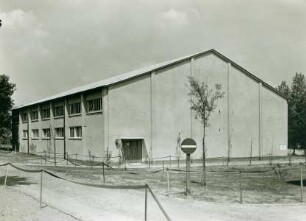 Gymnasium Sporthalle, ohne Datum