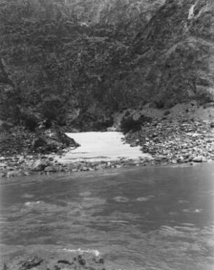 Flussmündung : Flussmündung eines kleinen Nebenflusses des Colorado Rivers