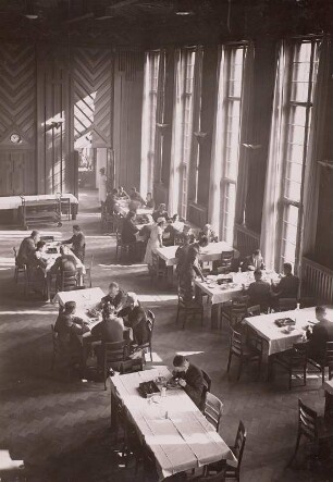 Studentenhaus : Dresden. Mommsenstraße. Studentenhaus, Großer Saal, Mensa academica