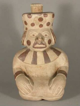 Sitzende anthropomorphe Figur