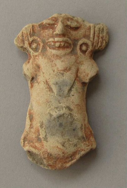 Clay figure (fragmented)