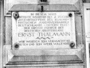 Gedenktafel für Ernst Thälmann in der Gustav-Adolf-Str. 16 in Karl-Marx-Stadt (Chemnitz)