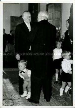 Theodor Heuss gratuliert zum 80. Geburtstag von Konrad Adenauer