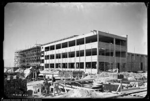 H 56, Baustadium, Westseite