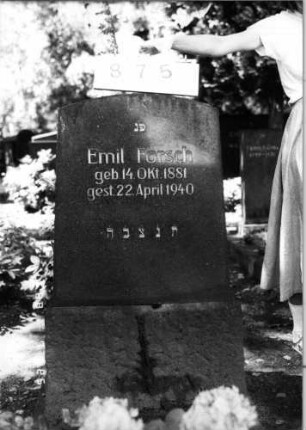 Grabstein 875