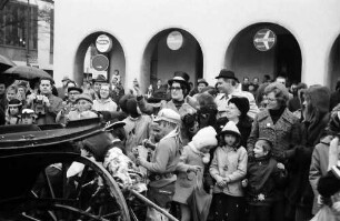 Freiburg: Freiburger Fasnet 1972 [Zuschauer]